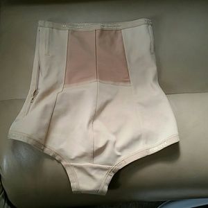 Bellefit postpartum girdle size small