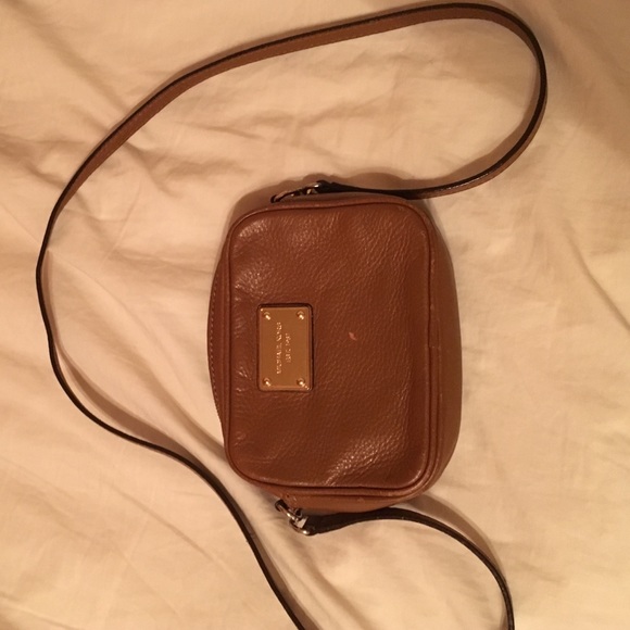 Micheal Kors purse