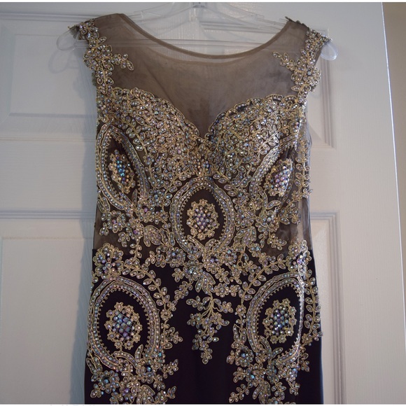 TONY BOWLS Black & Gold evening gown #11571