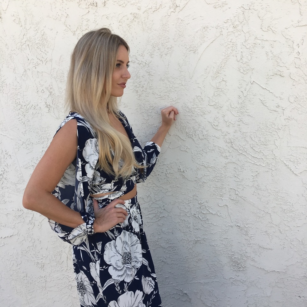 Floral Print Front Slit Pants & Top - Picture 3 of 3