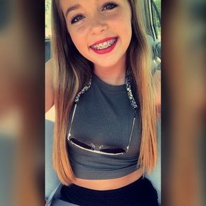 Meet your Posher, Hailey