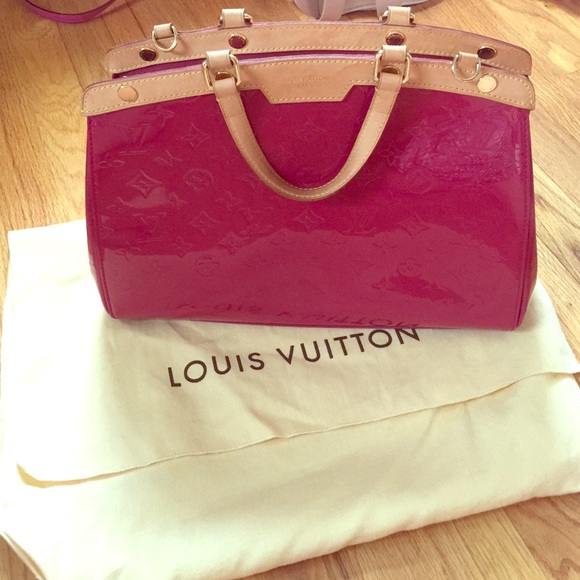Louis Vuitton brea MM