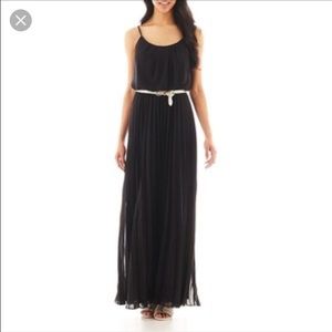 Bisou Bisou Spaghetti Strapped Pleated Maxi Dress