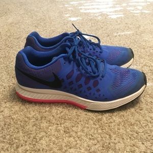 Nike Pegasus shoe