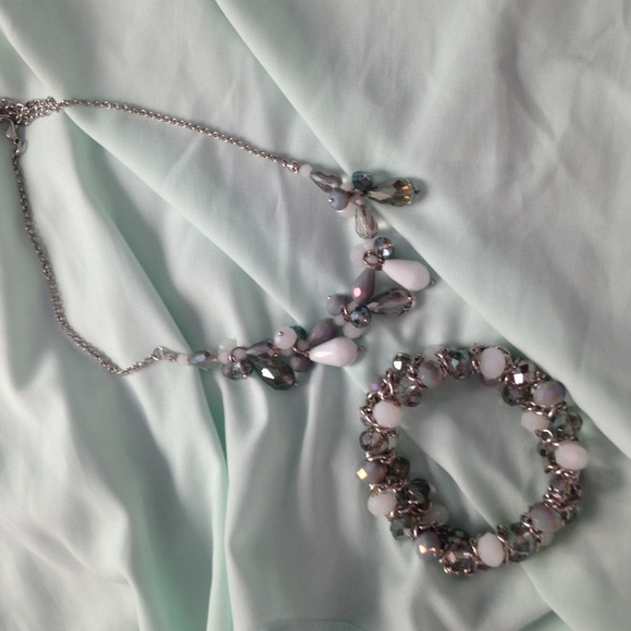 Beautiful blue crystal jewelry set