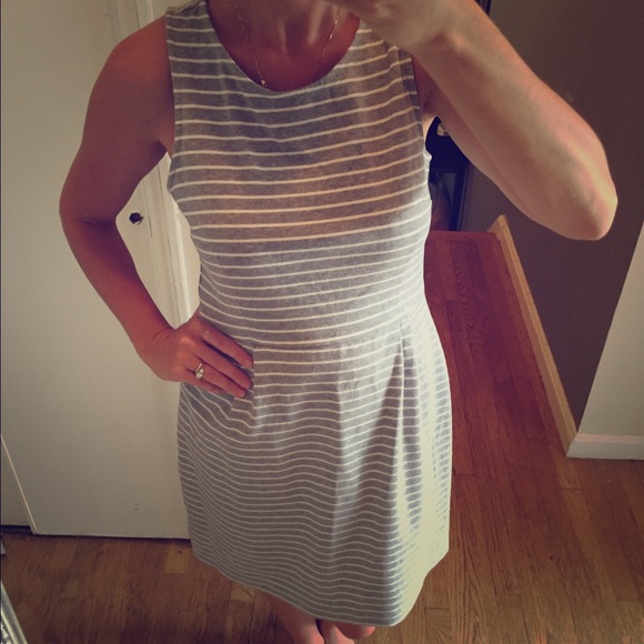 Old Navy Dresses & Skirts - Gap Grey and White striped dress.