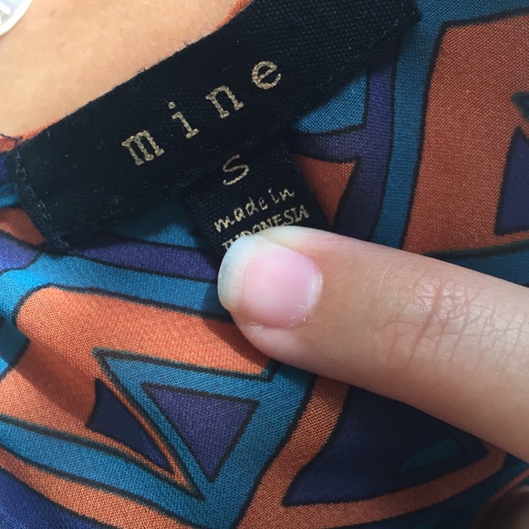 Patterned Tank Top - Picture 3 of 3