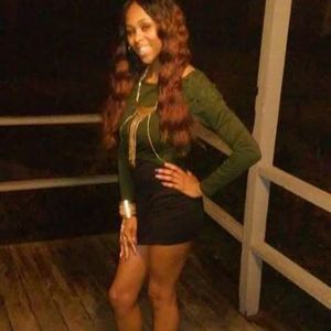 Meet your Posher, Keonia