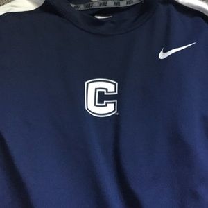 UConn Nike DriFit Long Sleeve Warm Up Size S
