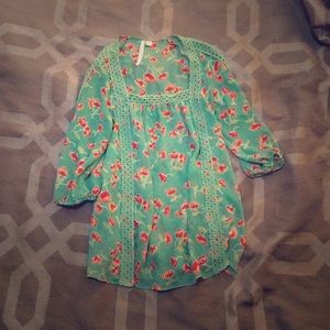 Lauren Conrad chiffon top