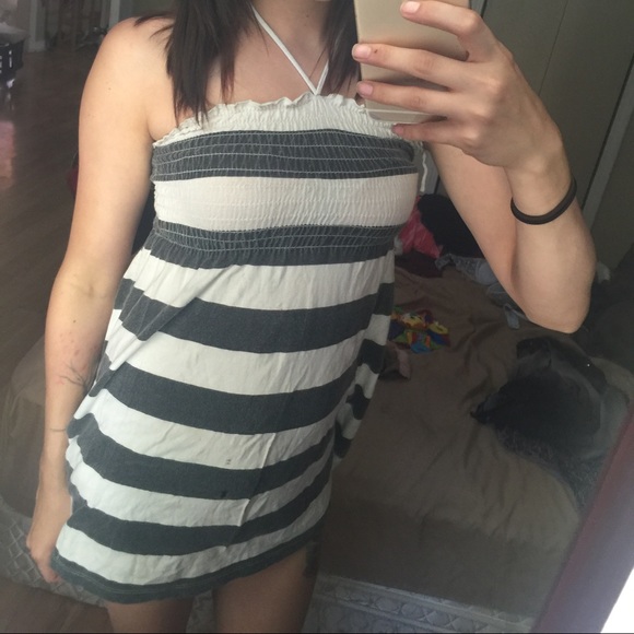 Cute, optional strapless, blouse