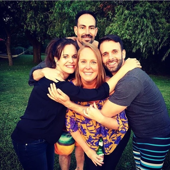 Meet Your Posher💕 - Picture 2 of 4