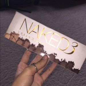 Naked 3 palette