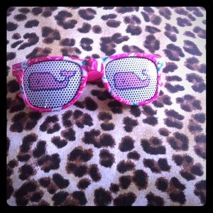 Vineyard vines sunglasses derby Rose print