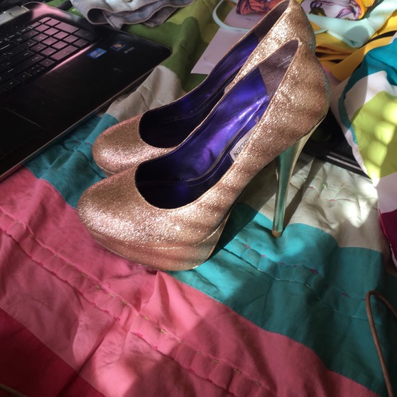Steve Madden Heels - Picture 2 of 3