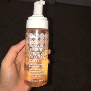 Bliss triple oxygen energizing face wash