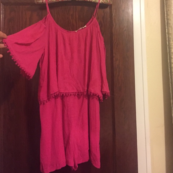 POM POM fringe! COLD SHOULDER ROMPER! HOT PINK