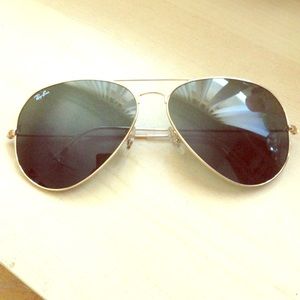 Ray-ban Aviator sunglasses