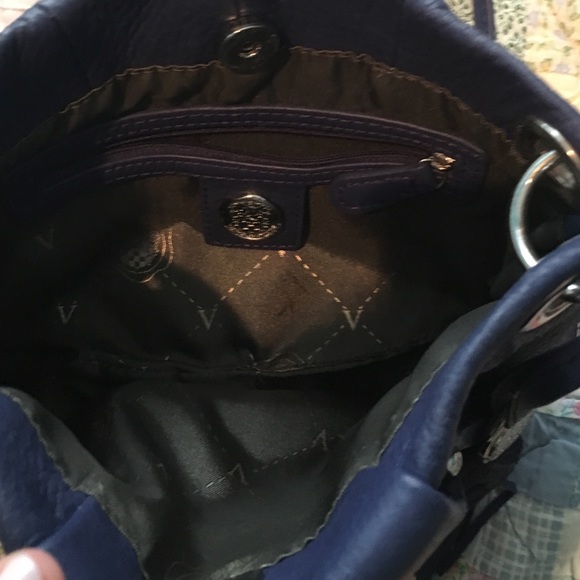 Vince Camuto Blue Crossbody Purss - Picture 3 of 3