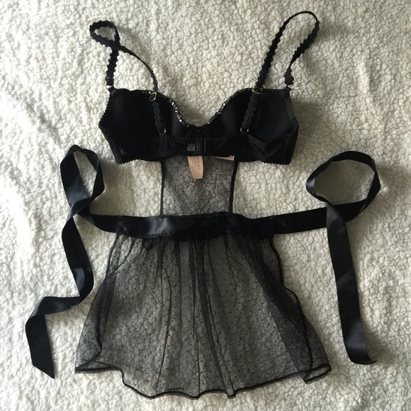 Victoria's Secret Maid Lingerie - Picture 3 of 4