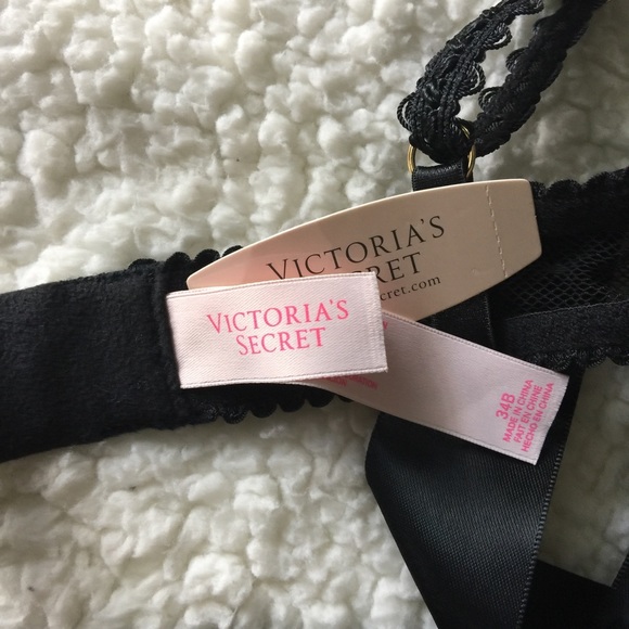 Victoria's Secret Maid Lingerie - Picture 4 of 4