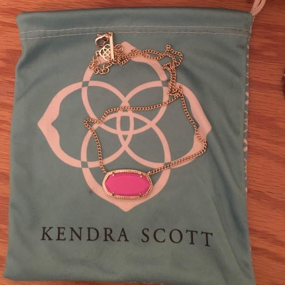 Kendra Scott Dylan Pendant Necklace