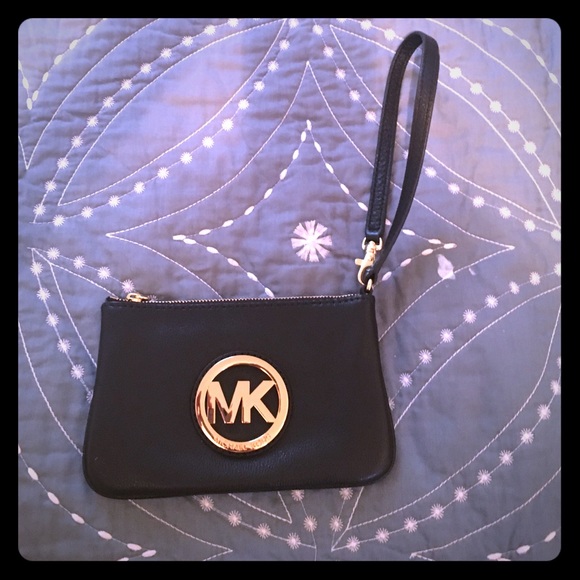 MICHAEL Michael Kors Handbags - Michael Kors wristlet