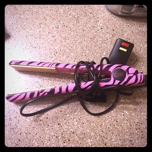 CHI flat iron