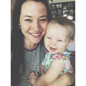 Meet your Posher, Alexis