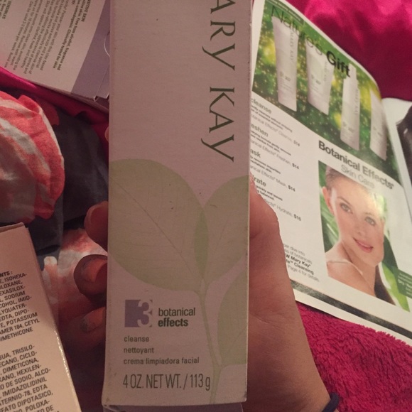 Mary Kay Botanical Effects Cleanser