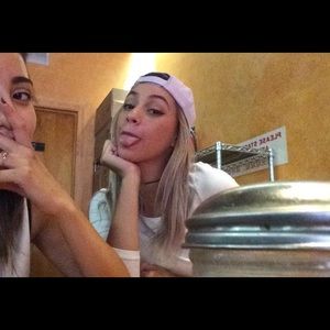 Meet your Posher, Tai