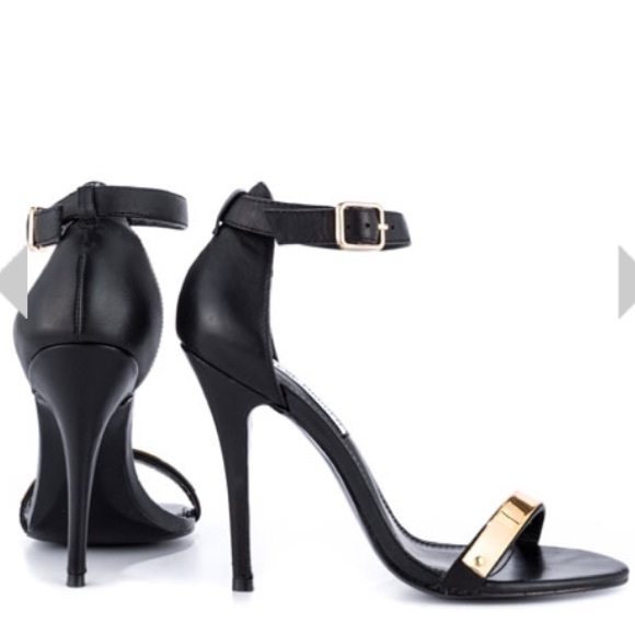 Steve Madden Realove