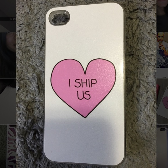 iPhone 4/4s case - Picture 1 of 2