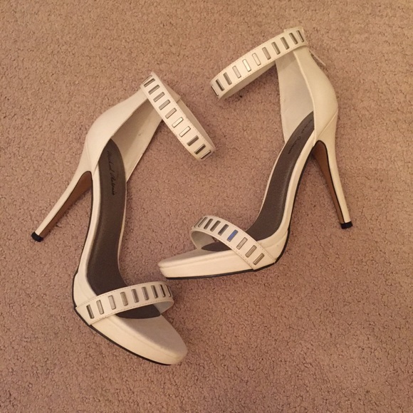 Michael Antonio Shoes - White studded pumps - size 9