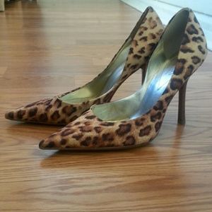 Guess heels
