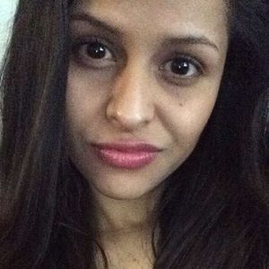 Meet your Posher, Esmeralda