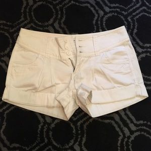 Express cuffed shorts