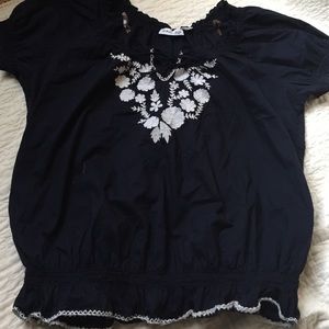 B&w peasant top
