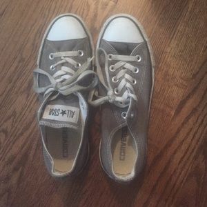 Gray Converse Size 7