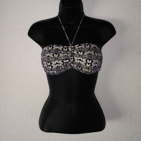 Roxy Other - Black & white bikini top