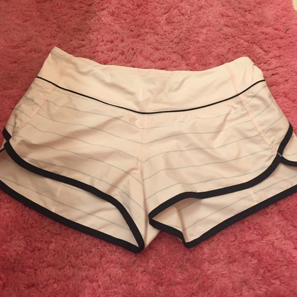 ‼️SOLD‼️ 🦄Lululemon speed shorts🦄 (RARE) - Picture 1 of 3