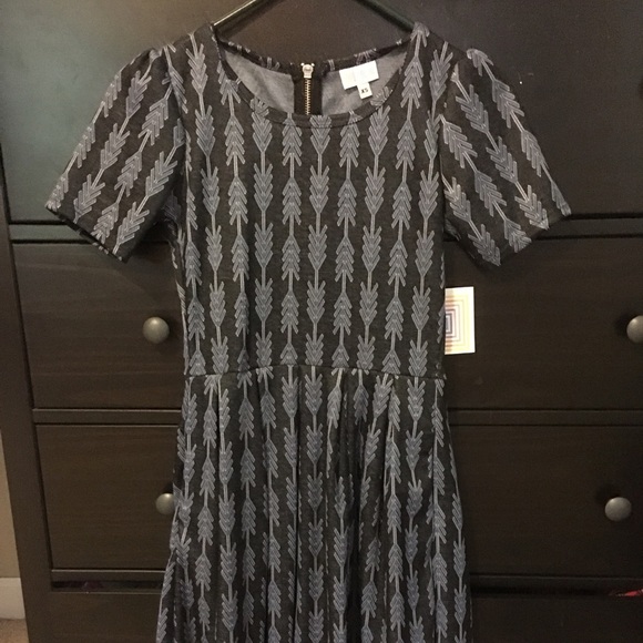 Lularoe Amelia