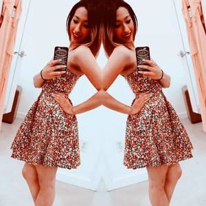 Meet your Posher, Lena