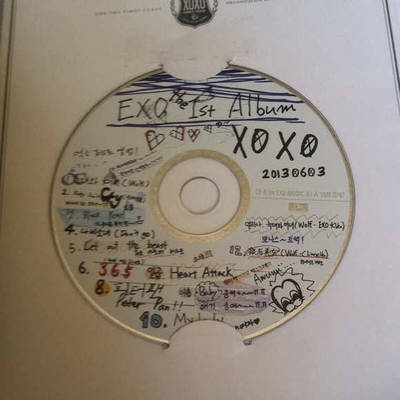 EXO the first album fan book. Cd+book. K POP - Picture 2 of 4