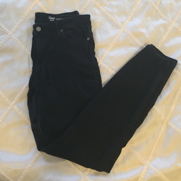Black skinny jeans