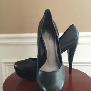 Guess Heels Flash Sale! Today Only! 🔥🔥🔥