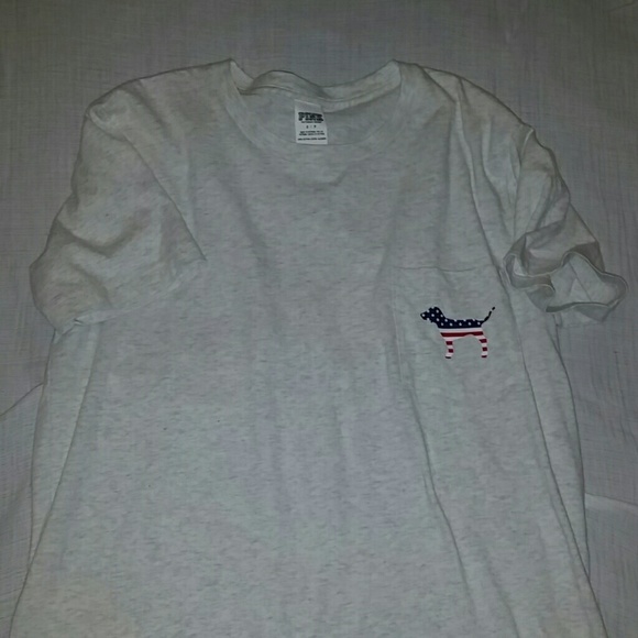 NWT VS PINK Campus Tee