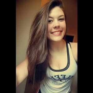 Meet your Posher, Briana