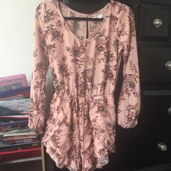 Abercrombie & Fitch Other - Abercrombie and Fitch Small Romper floral new