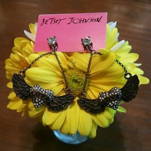 NWT Betsey Johnson bronze winged heart
